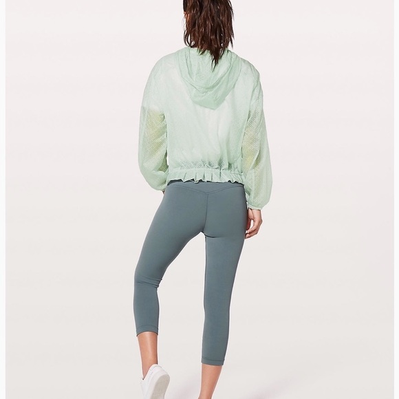 Final sale Lululemon flock jacket - Picture 2 of 8